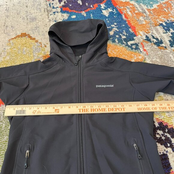 Patagonia W's Simple Guide Softshell Hooded Jacket, Black, Small - Picture 13 of 15